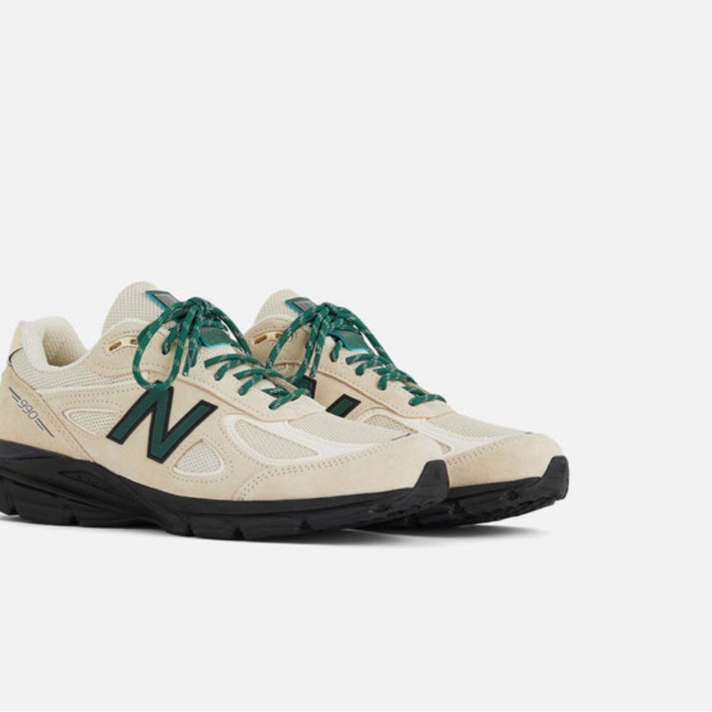 New Balance/Rare sold out model!